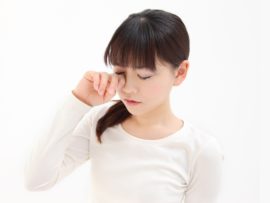 Itchy Eyes: Causes, Symptoms and Home Remedies