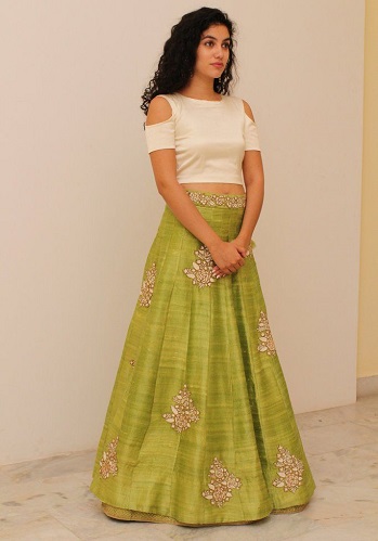 Sashaa - Eat sleep style and repeat and SASHAA is here to make you look  more stylish. This picture contains -- A beautiful green white combination  lehenga choli with a awesome mirror