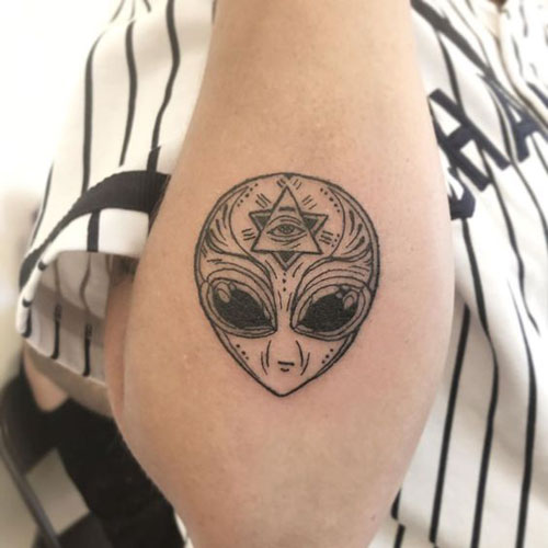 Best Alien Tattoo Designs 8
