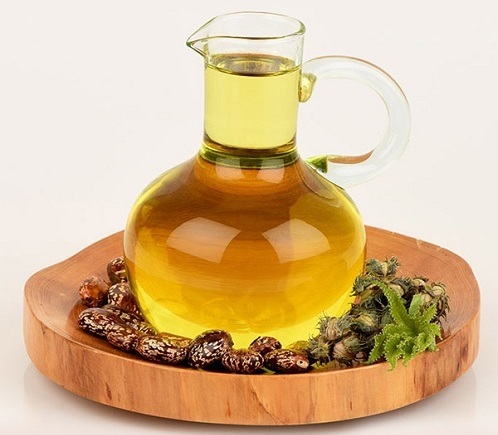 Castor Oil to Get Thick Hair