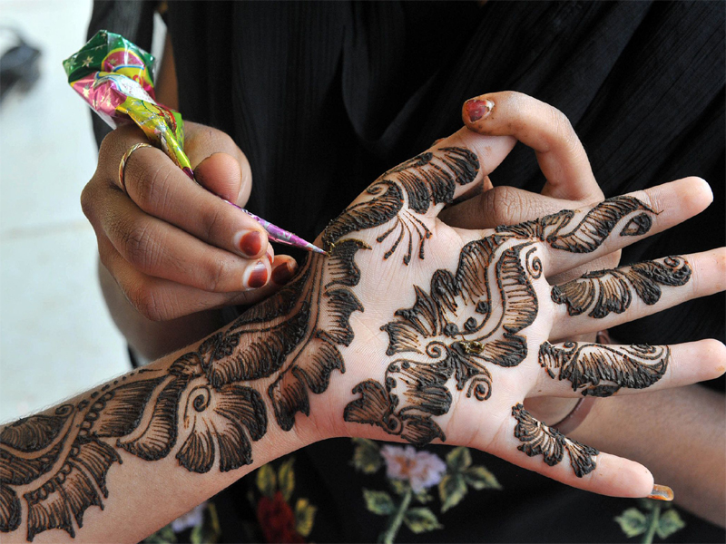 Mehndi Designs For Girls With Images