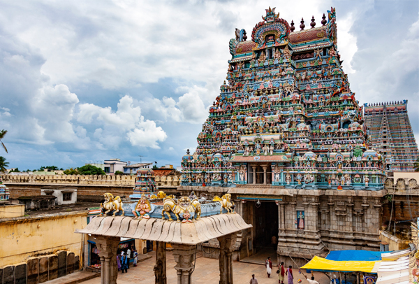 Sri Ranganathaswamy Temple In Srirangam, Tamil Nadu vishnu temple in south india