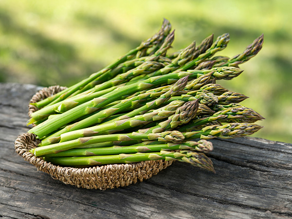 Asparagus has high amounts of vitamin K