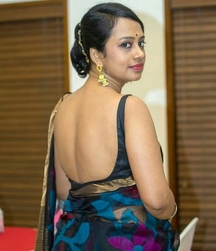 Hot Backless