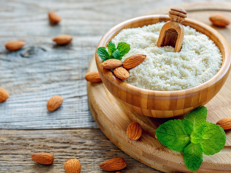 Health Benefits Of Almond Flour + Side Effects