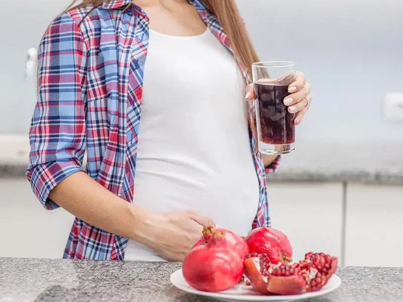 Pomegranate (Anar) During Pregnancy: Is it Safe to Eat?