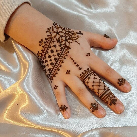 New Easy mehndi design for front hand | Simple Mehndi Design | Mehandi ka  Design | Mehndi Designs - YouTube