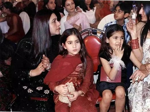 Sara Ali Khan with mom
