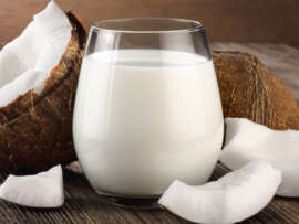 18 Amazing Coconut Milk Benefits for Health, Hair & Skin