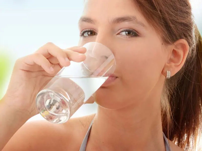 18 Amazing Health Benefits Of Drinking Water | Styles At Life