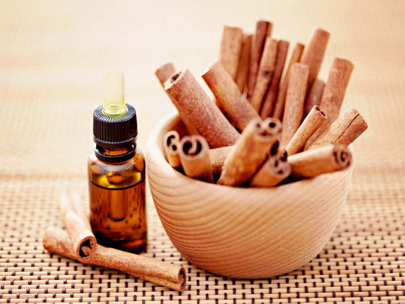 How To Make Cinnamon Oil At Home