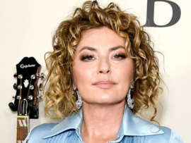 10 Recent Pictures of Shania Twain without Makeup!