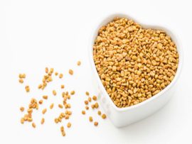 How to Use Fenugreek for Dandruff Cure?