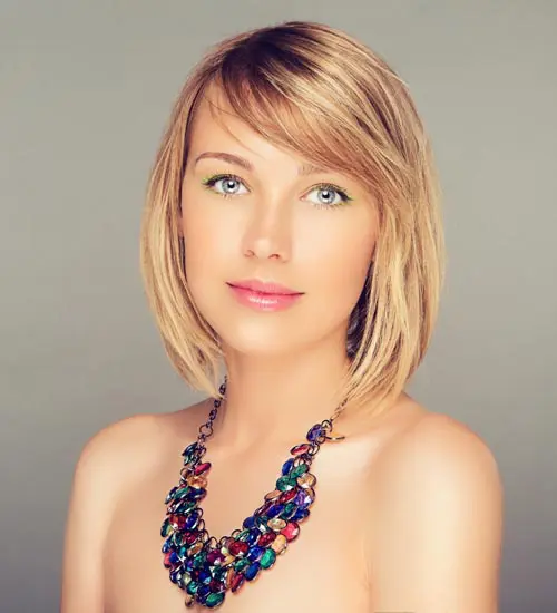 15 Popular and Contemporary Short Hairstyles with Bangs