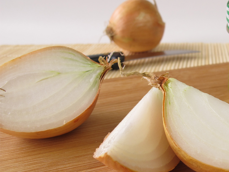 Consume Onions During The First Trimester Of Pregnancy