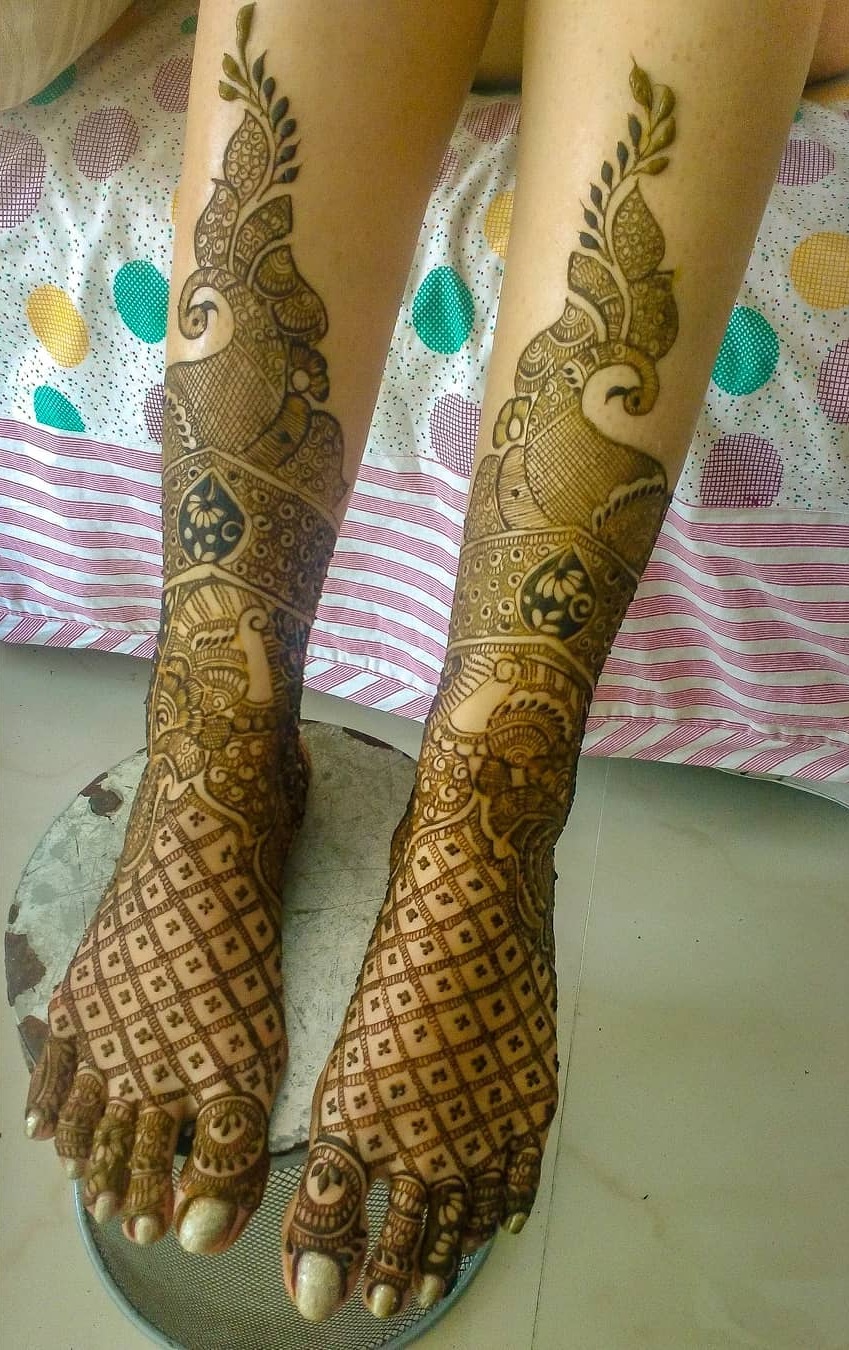 peacock bridal mehndi designs for legs