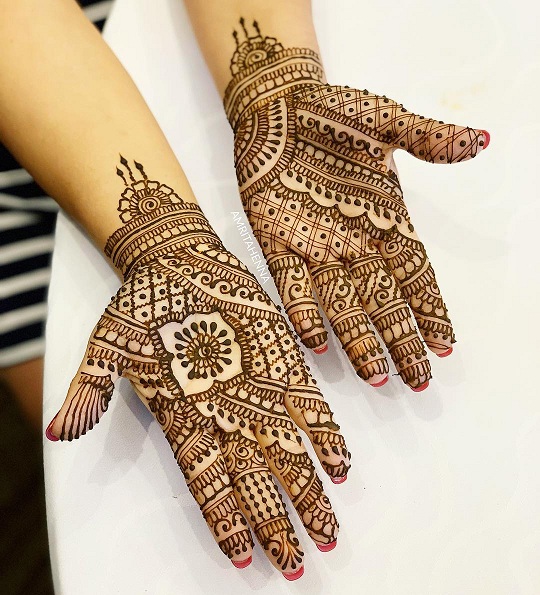 20 Latest and Modern Henna mehndi designs for all Occasions | Bling Sparkle