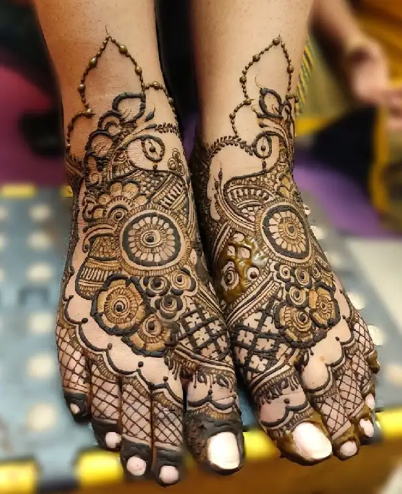 30 Latest And Trending Leg Mehndi Designs With Images Mughlai Mehndi Design leg mehndi design