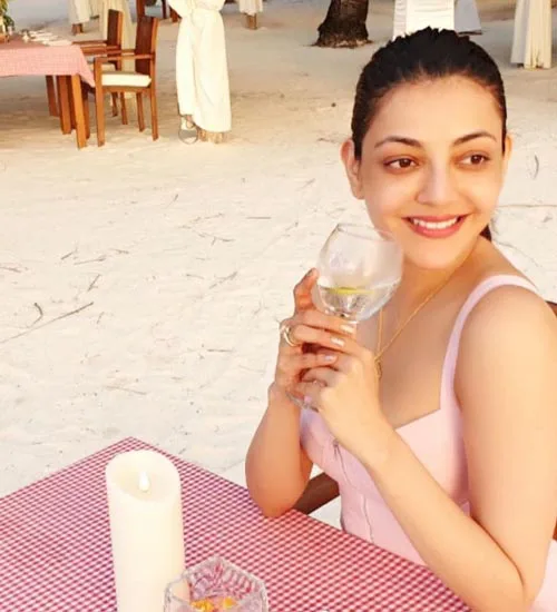 12 Kajal Agarwal Without Makeup Pictures | Styles At Life