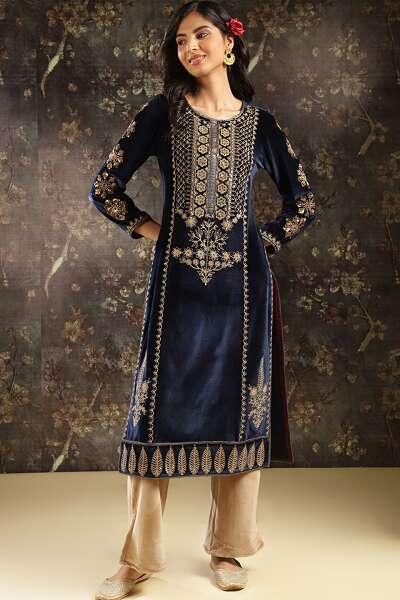 Buy online Havy Velvet Kurtis from ethnic wear for Women by Ansh Kurtis for  ₹649 at 35% off | 2024 Limeroad.com