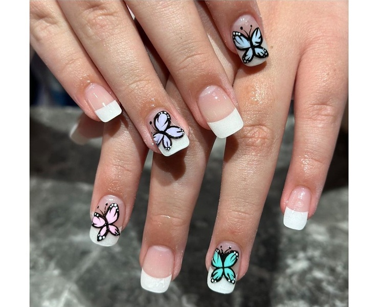 10 Romantic Butterfly Nail Art Designs for a Dreamy Look