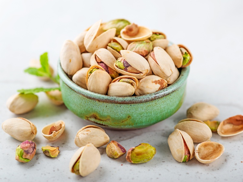 Benefits Of Pistachios For Skin, Hair & Health
