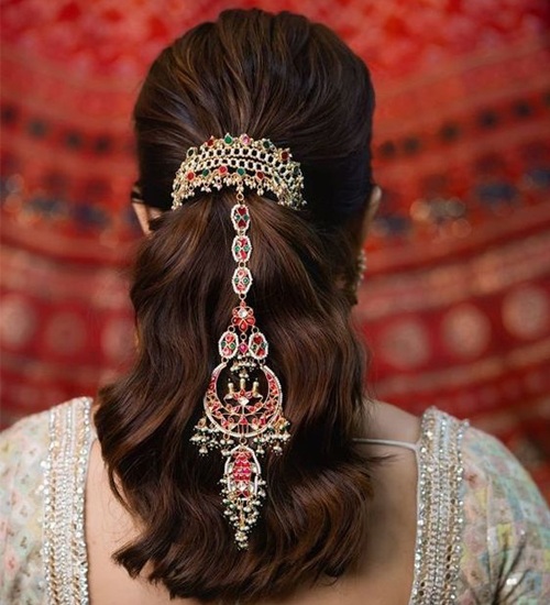 Hindu Bridal Hairstyles for Medium Hair