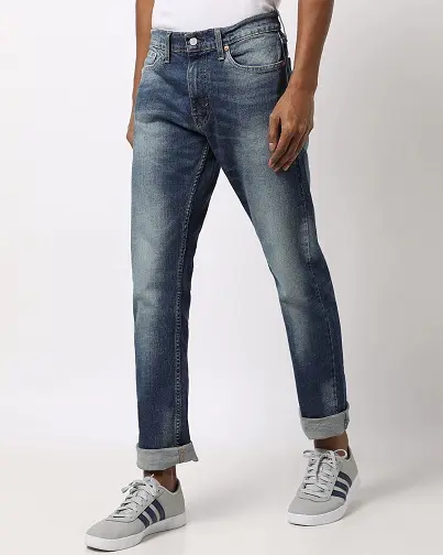 15 Latest Collection of Levis Jeans For Men and Women in 2022