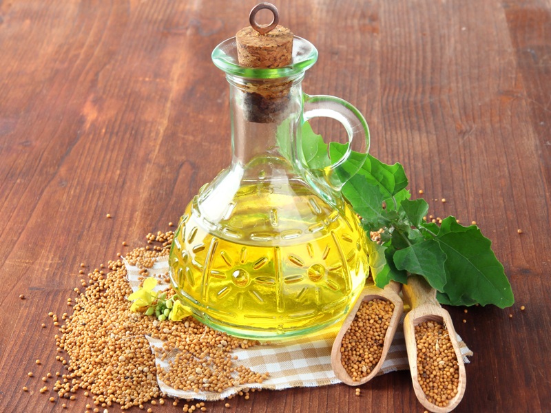 Mustard Oil Benefits For Skin, Hair & Health