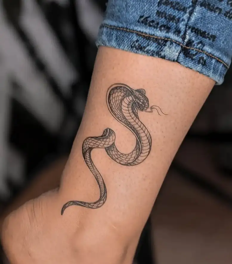 Top 73+ cobra snake tattoo latest - in.coedo.com.vn