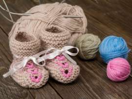 15 Simple Woolen Craft Ideas and Activities for Beginners