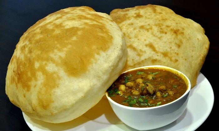 Famous Chole Bhature in Lucknow