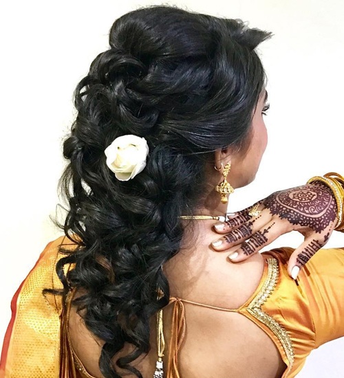 Hairstyles For Silk Saree 18