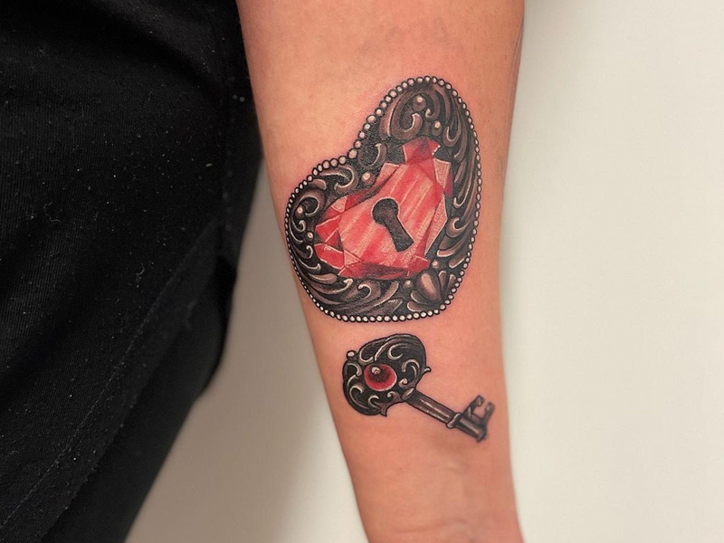 60 Deadly Lock And Key Tattoos to Express Your Depth of Commitment