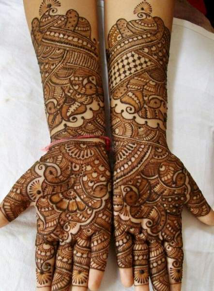 Bridal Peacock Mehndi Design