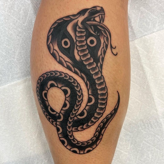Korean Artist Tattoos Snakes Like No Other | Bored Panda