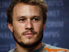 9 Pictures of Heath Ledger without Makeup!