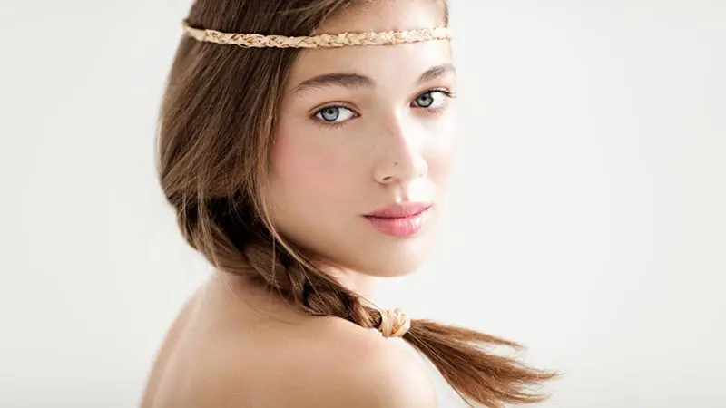33 Stylish Fun Hippie Hairstyles You Can Try Today