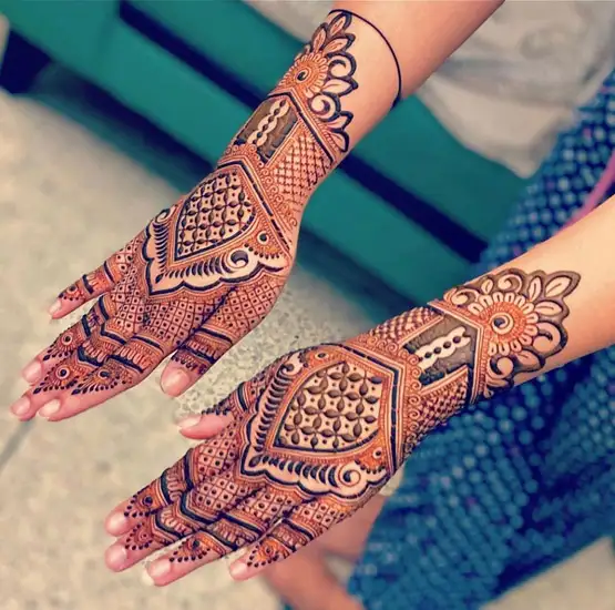 30+ Half Hand Mehendi Designs for Back Hand | Mehendi designs, Henna  designs hand, Mehndi design pictures