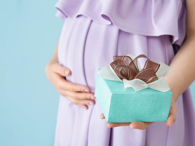 50 Best Gifts for Pregnant Women & Expecting Moms: 2024-hangkhonggiare.com.vn
