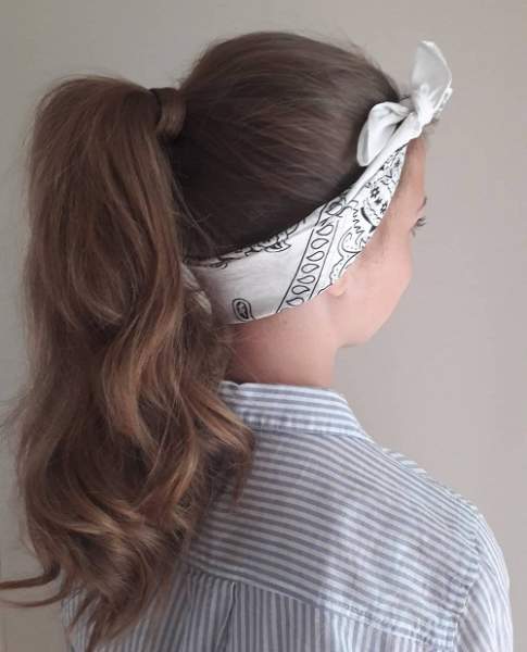 HOW TO: Summer Hairstyles with Bandana Headband - YouTube