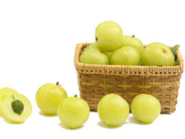 Top 15 Benefits of Amla (Indian Gooseberry) for Skin, Hair and Health