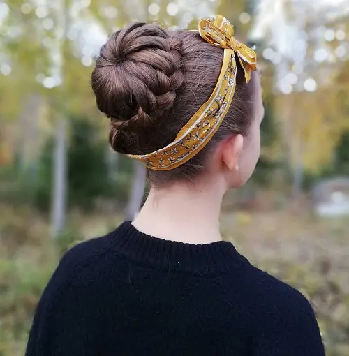 Bandana Hairstyles: 10 Different Hairstyles with Bandanas