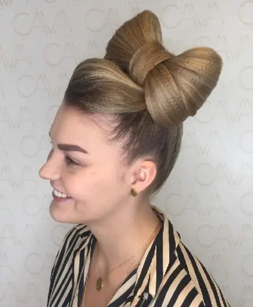 Wonderful DIY Bun with Cute Rose Bow Hairstyle