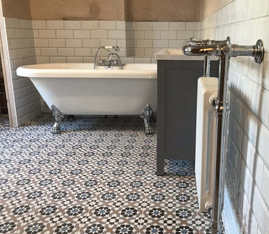 Traditional Bathroom Floor Tile