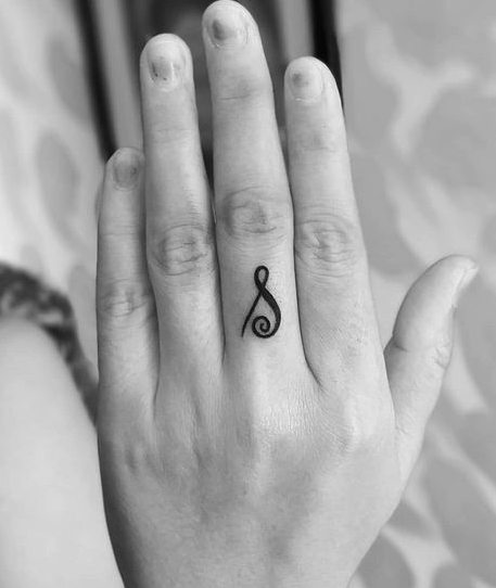 S Initial Tattoo Design On Finger