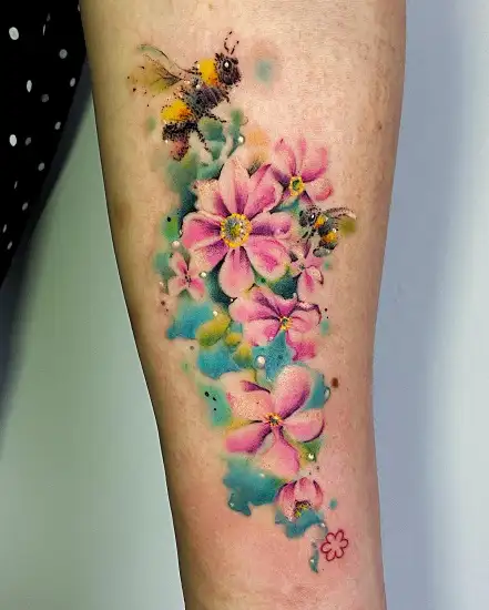 FrankyY  Tattooist on Instagram   inkflowstudio            flowertattoo bee minibee beetattoo tatt tatto tattoo tattoos  tattoogirl