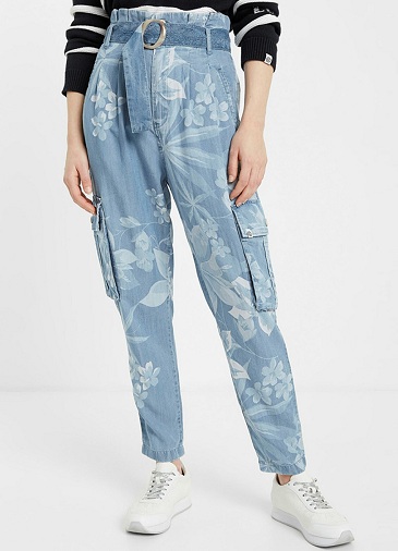 Printed Tapered Jeans