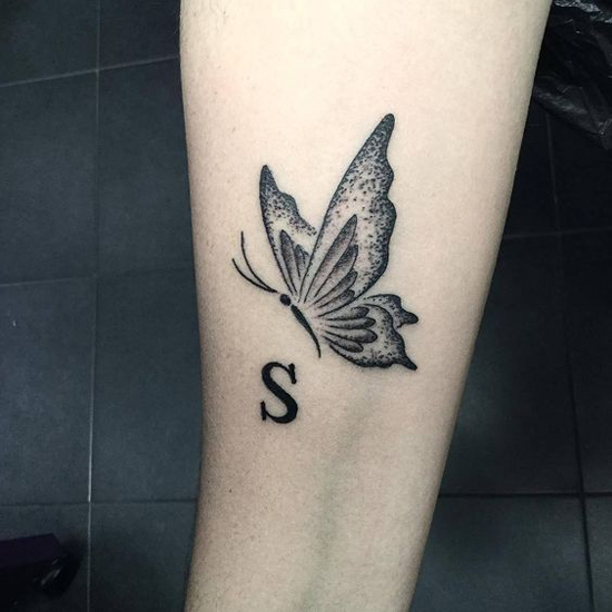 S Tattoo On The Leg