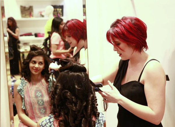 10 India's Top Hairstylists for Women the B-town Stars Love!